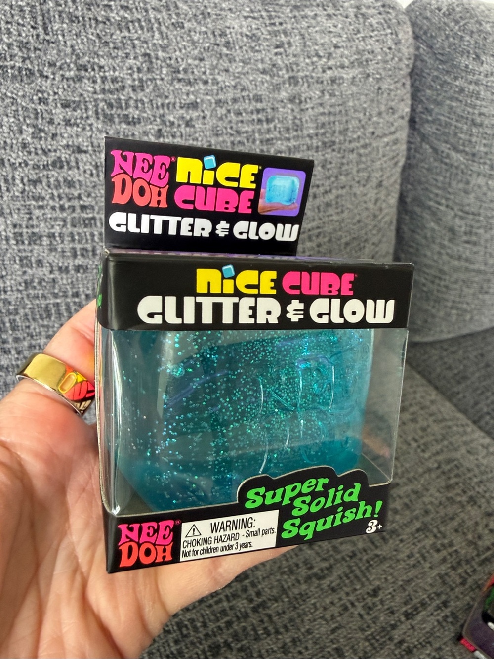 BNIB NeeDoh Nice Cube Glitter & Glow, Blue